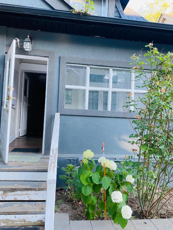 Lovely II Space Share A Room East York Canada Toronto Extérieur photo
