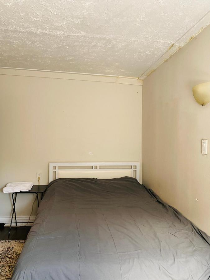 Lovely II Space Share A Room East York Canada Toronto Extérieur photo