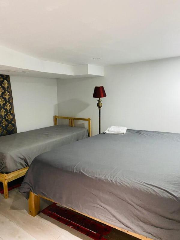 Lovely II Space Share A Room East York Canada Toronto Extérieur photo