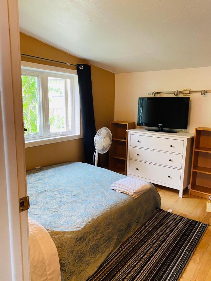 Lovely II Space Share A Room East York Canada Toronto Extérieur photo